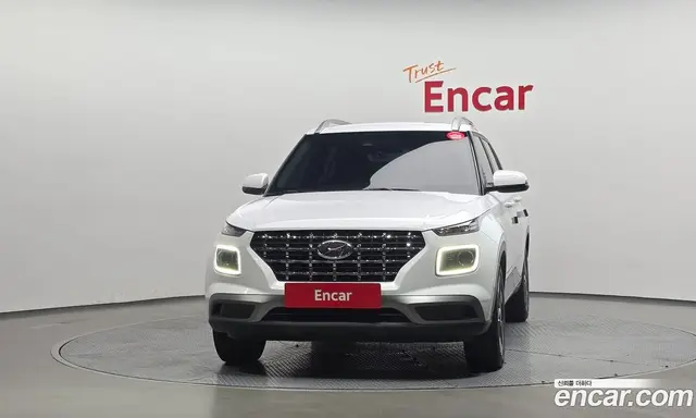 Hyundai Venue 2021 1.6 автомат (гидро), миниатюра 3