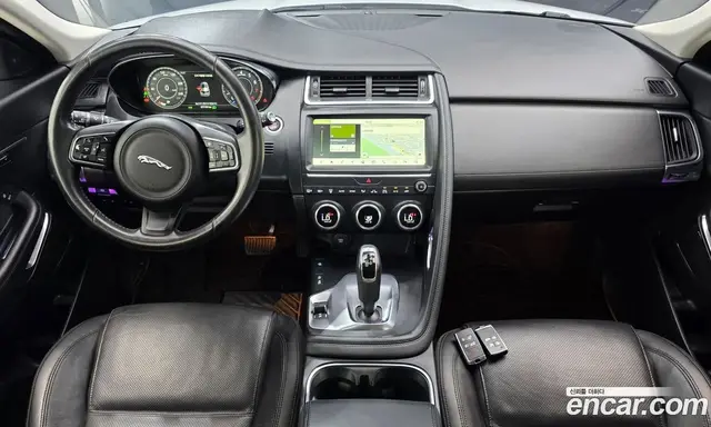 Jaguar E-Pace 2019 2.0 автомат (гидро), миниатюра 9