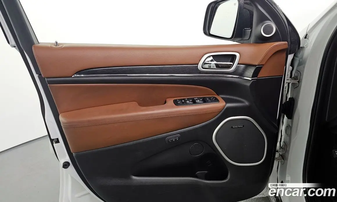 Jeep Cherokee 2021 3.6 автомат (гидро), фото 14