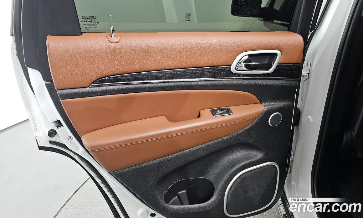Jeep Cherokee 2021 3.6 автомат (гидро), фото 15