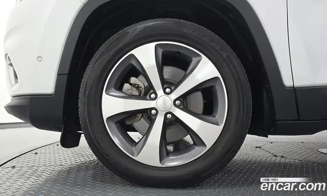 Jeep Cherokee 2021 2.4 автомат (гидро), миниатюра 5 Jeep Cherokee 2021 2.4 автомат (гидро), миниатюра 5