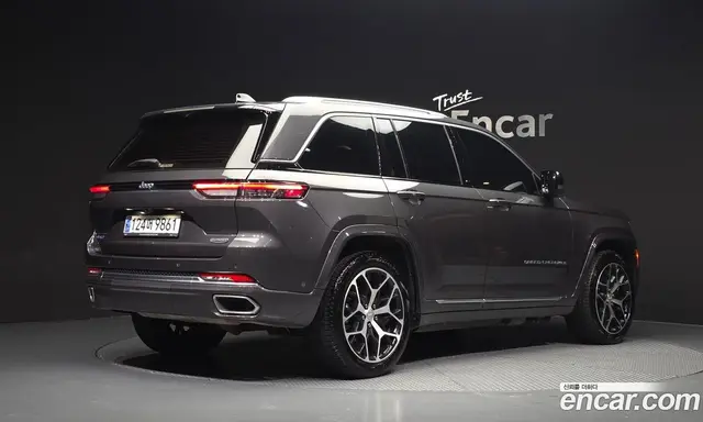 Jeep Cherokee 2023 2.0 автомат (гидро), миниатюра 2 Jeep Cherokee 2023 2.0 автомат (гидро), миниатюра 2