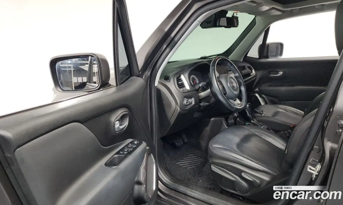Jeep Renegade 2020 1.6 автомат (гидро), фото 12 Jeep Renegade 2020 1.6 автомат (гидро), фото 12