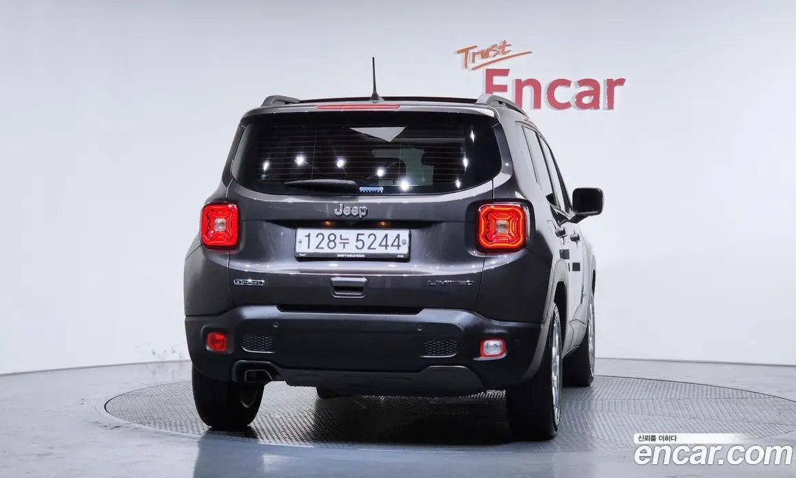 Jeep Renegade 2020 1.6 автомат (гидро), фото 3 Jeep Renegade 2020 1.6 автомат (гидро), фото 3