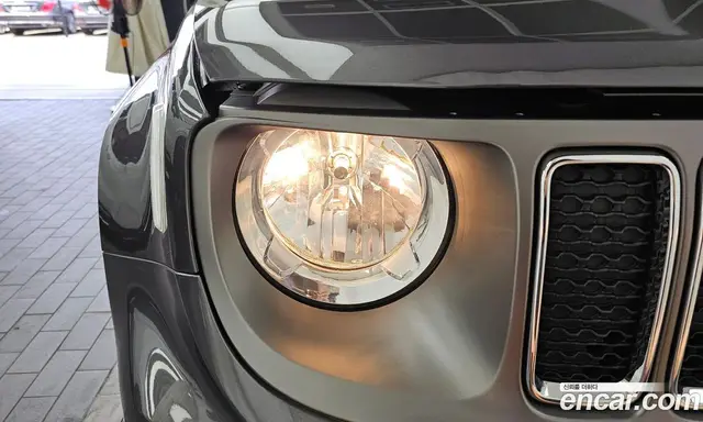 Jeep Renegade 2021 2.4 автомат (гидро), миниатюра 8