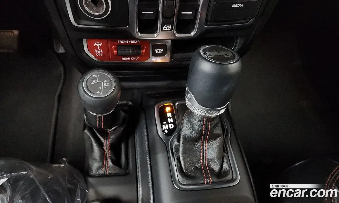 Jeep Wrangler 2020 2.0 автомат (гидро), фото 12 Jeep Wrangler 2020 2.0 автомат (гидро), фото 12