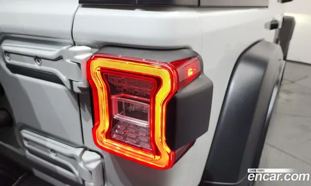 Jeep Wrangler 2020 2.0 автомат (гидро), миниатюра 9 Jeep Wrangler 2020 2.0 автомат (гидро), миниатюра 9