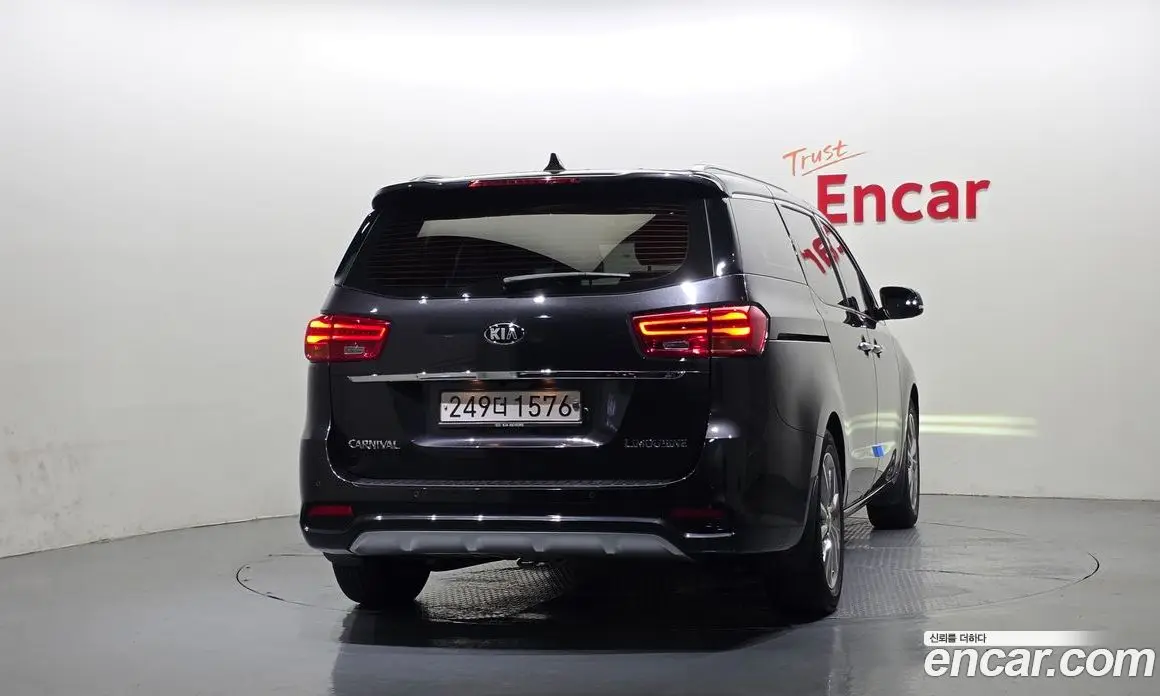 Kia Carnival 2019 3.3 автомат (гидро), фото 4 Kia Carnival 2019 3.3 автомат (гидро), фото 4