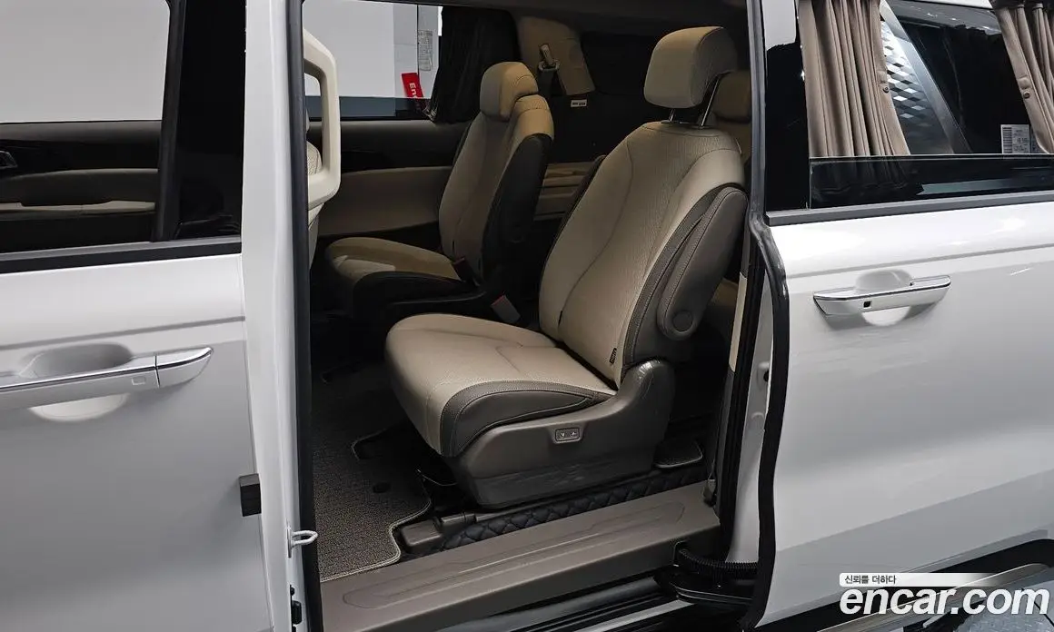 Kia Carnival 2025 3.5 автомат (гидро), фото 15