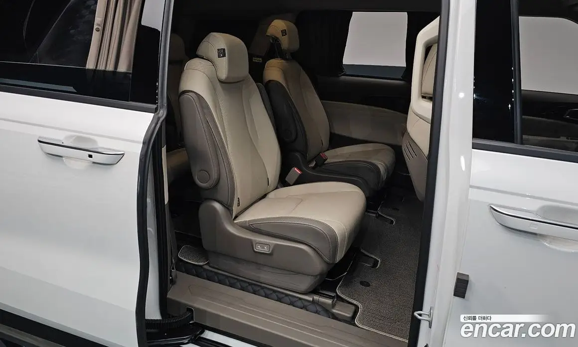 Kia Carnival 2025 3.5 автомат (гидро), фото 17