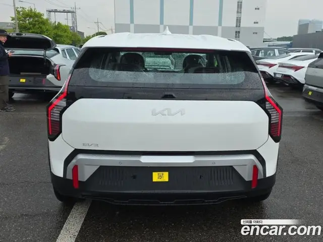 Kia EV3 2026 0.4 автомат (гидро), миниатюра 4 Kia EV3 2026 0.4 автомат (гидро), миниатюра 4