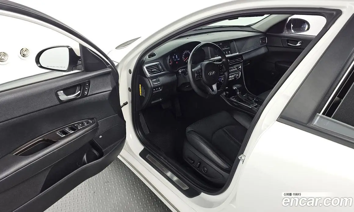 Kia K5 (Optima) 2016 2.0 автомат (гидро), фото 16 Kia K5 (Optima) 2016 2.0 автомат (гидро), фото 16