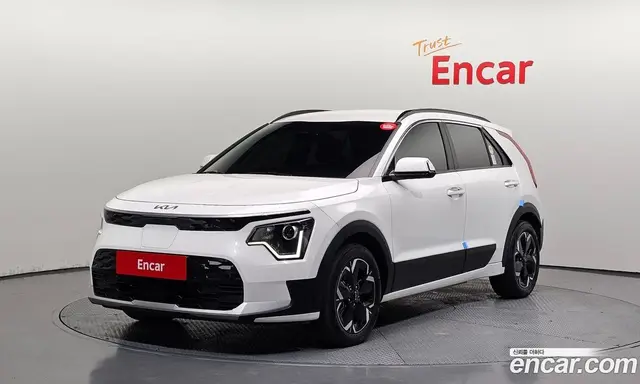 Kia Niro, 2022, 23 610 км