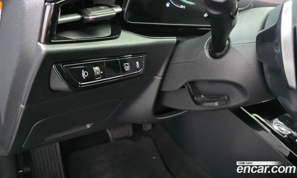 Kia Niro 2022 1.6 автомат (гидро), фото 20