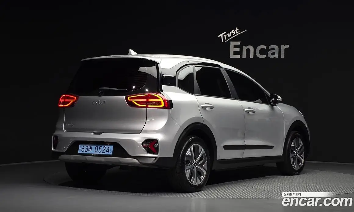 Kia Niro 2022 0.2 автомат (гидро), фото 2 Kia Niro 2022 0.2 автомат (гидро), фото 2