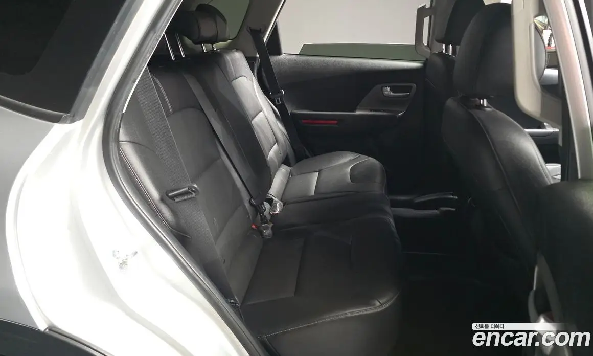 Kia Niro 2022 0.2 автомат (гидро), фото 18 Kia Niro 2022 0.2 автомат (гидро), фото 18