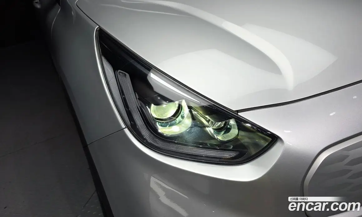 Kia Niro 2022 0.2 автомат (гидро), фото 8 Kia Niro 2022 0.2 автомат (гидро), фото 8