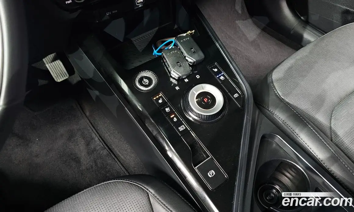 Kia Niro 2024 0.2 автомат (гидро), фото 12
