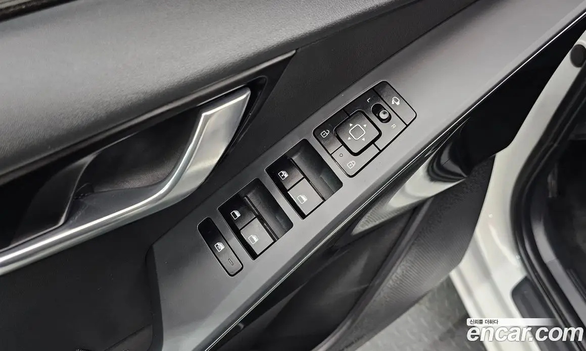 Kia Niro 2024 0.2 автомат (гидро), фото 20
