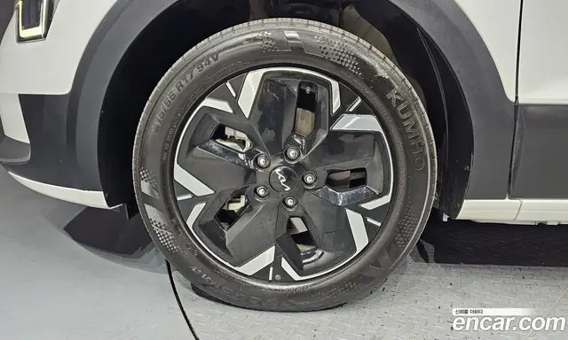 Kia Niro 2024 0.2 автомат (гидро), миниатюра 5