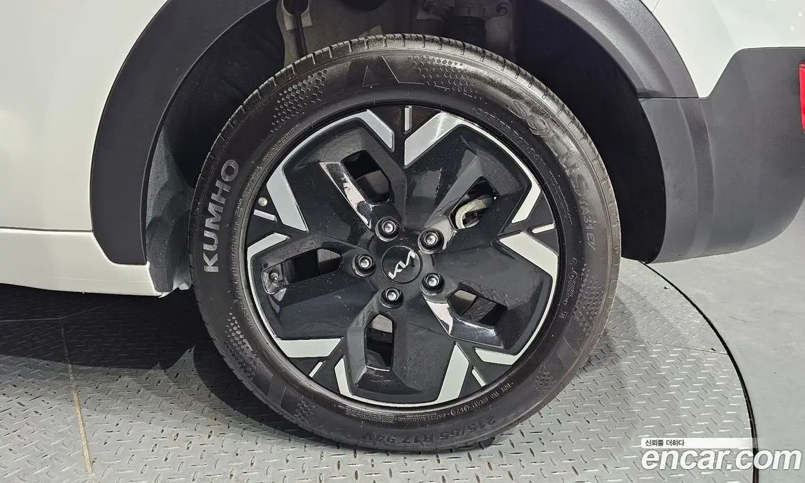 Kia Niro 2024 0.2 автомат (гидро), фото 7