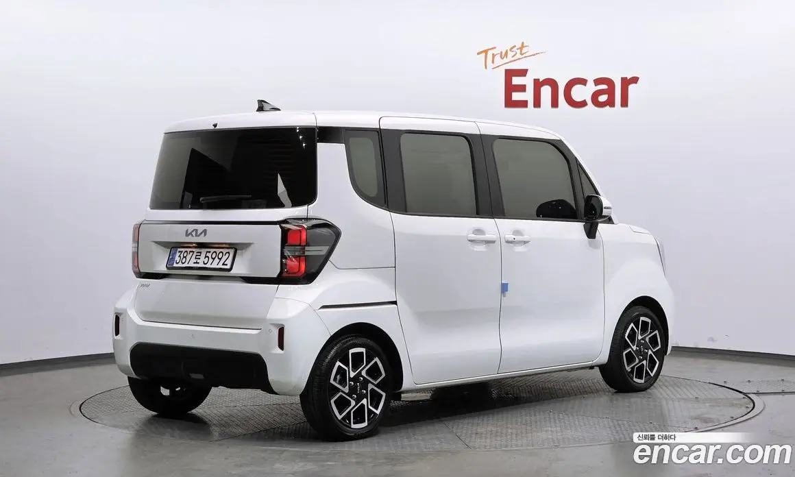 Kia Ray 2023 1.0 автомат (гидро), фото 2 Kia Ray 2023 1.0 автомат (гидро), фото 2