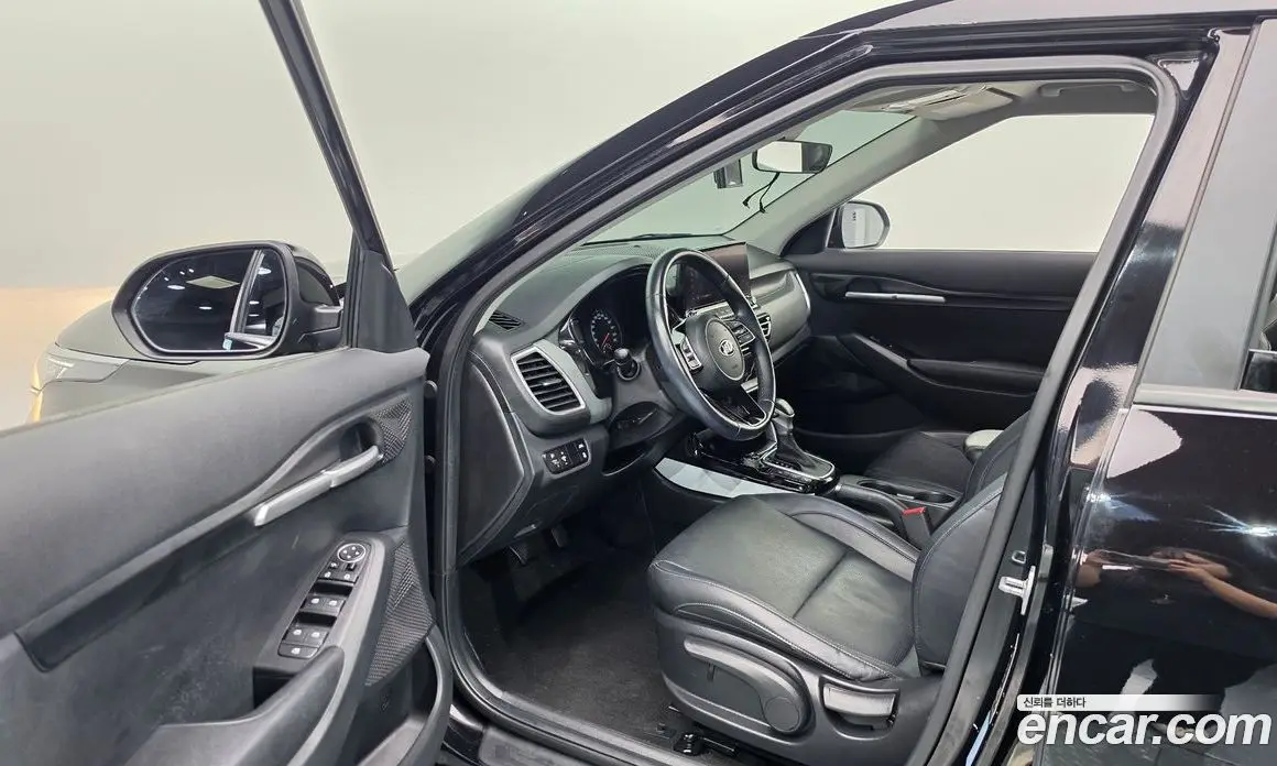 Kia Seltos 2021 1.6 автомат (гидро), фото 10