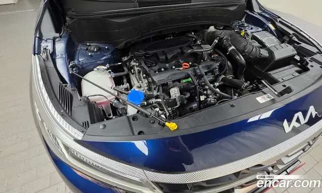 Kia Seltos 2025 1.6 автомат (гидро), миниатюра 6