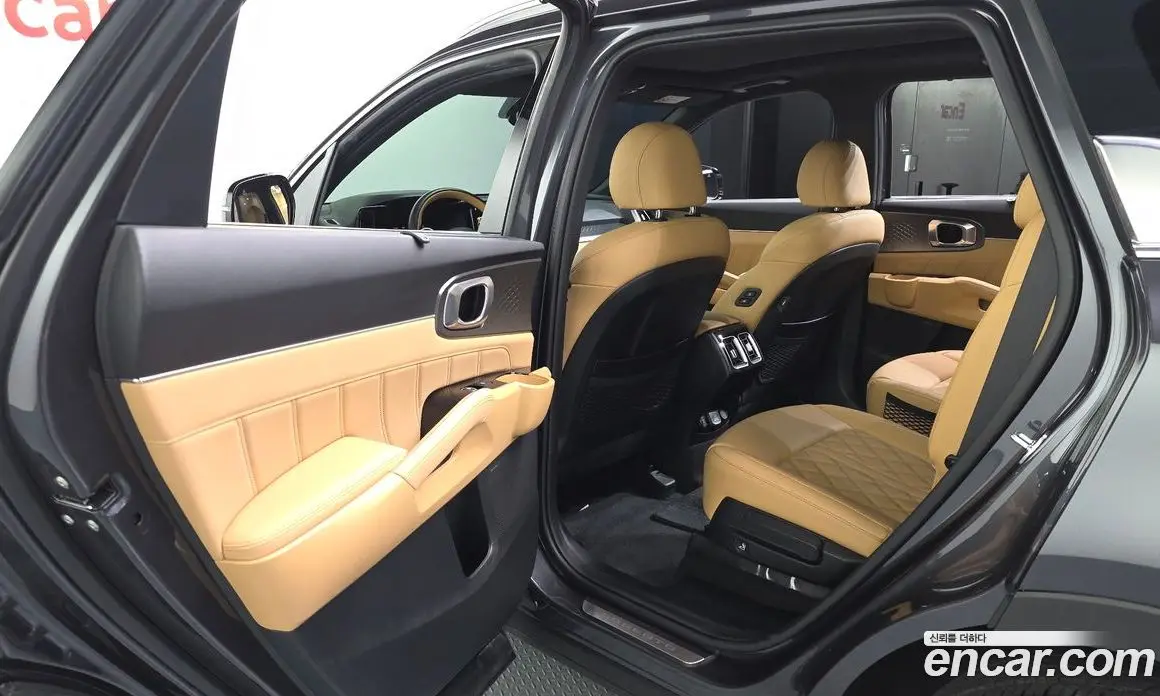 Kia Sorento 2022 2.2 автомат (гидро), фото 16