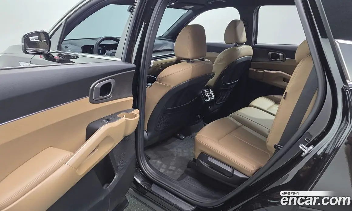 Kia Sorento 2024 1.6 автомат (гидро), фото 18