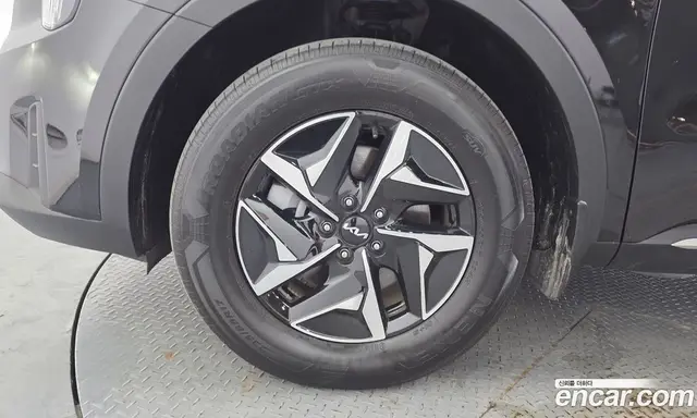 Kia Sorento 2024 1.6 автомат (гидро), миниатюра 5