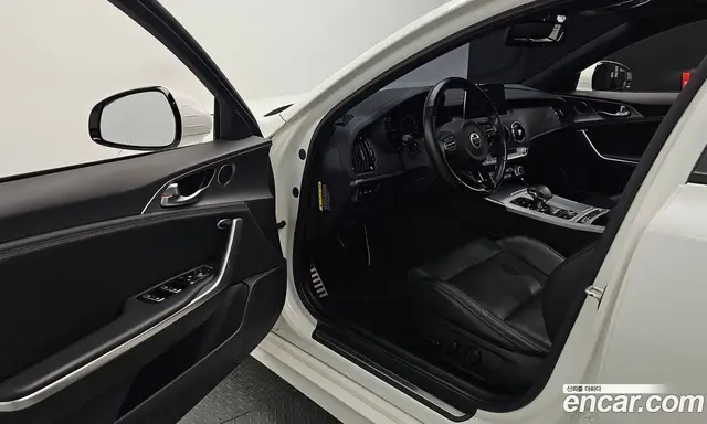 Kia Stinger 2018 2.0 автомат (гидро), миниатюра 10