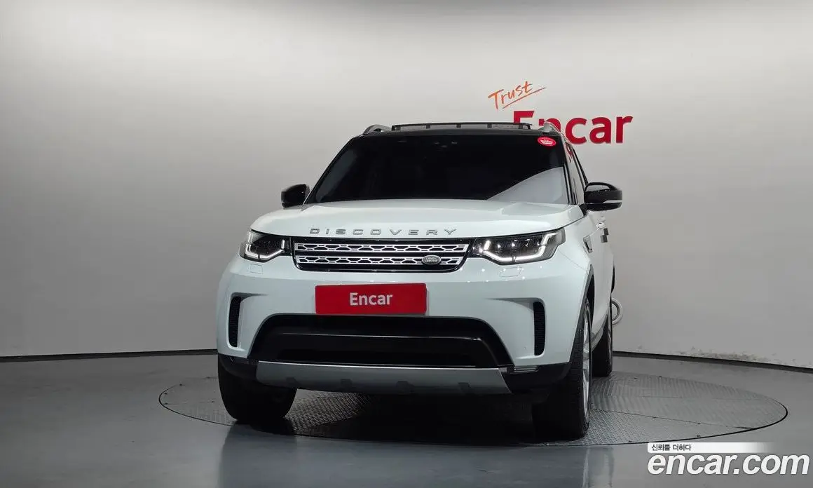 Land Rover Discovery 2018 3.0 автомат (гидро), фото 3