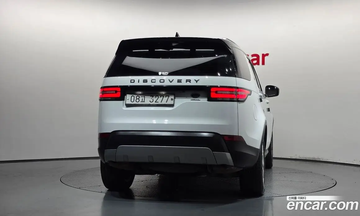 Land Rover Discovery 2018 3.0 автомат (гидро), фото 4