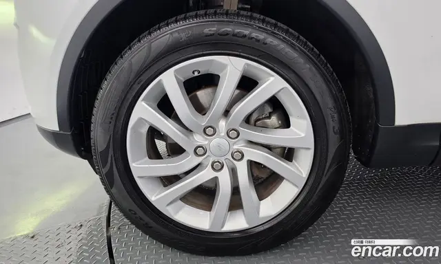 Land Rover Discovery 2018 3.0 автомат (гидро), миниатюра 5