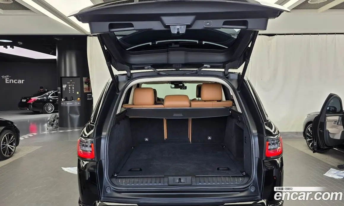 Land Rover Range Rover Sport 2018 3.0 автомат (гидро), фото 20 Land Rover Range Rover Sport 2018 3.0 автомат (гидро), фото 20