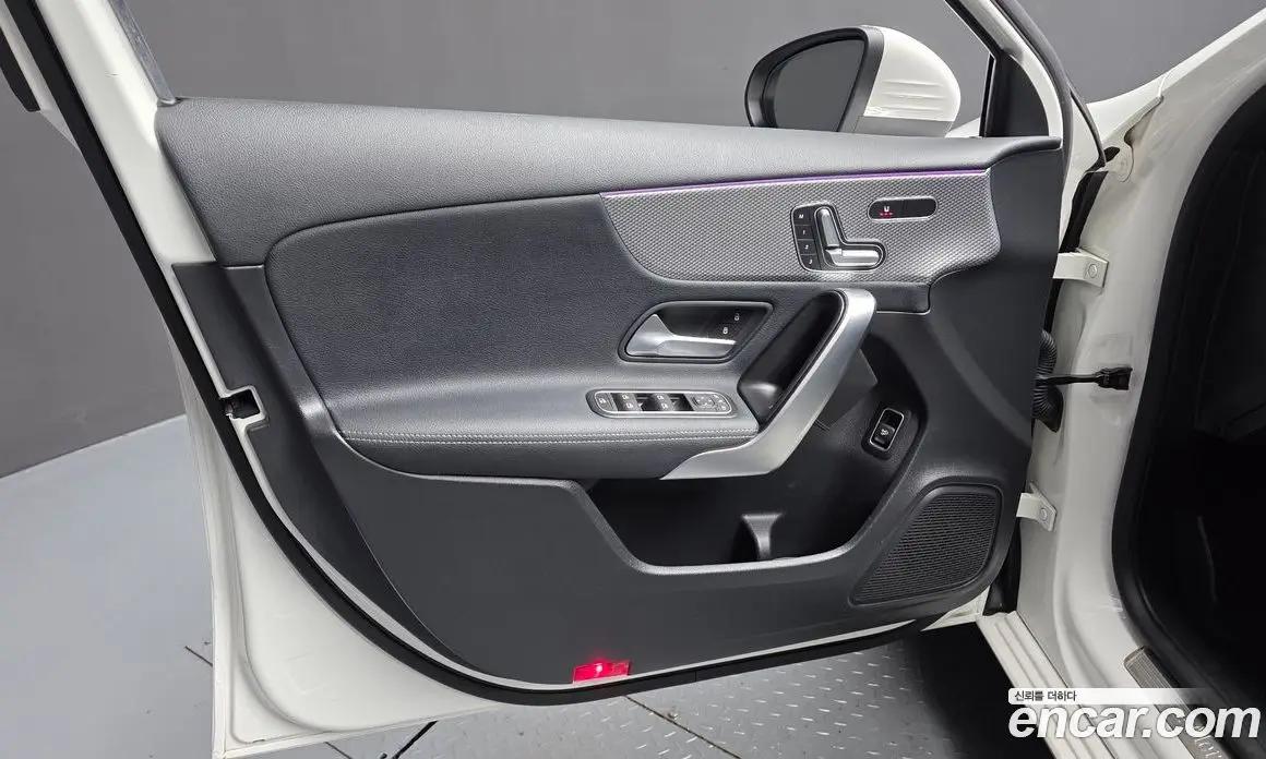 Mercedes-Benz A-Class 2020 2.0 автомат (гидро), фото 14 Mercedes-Benz A-Class 2020 2.0 автомат (гидро), фото 14