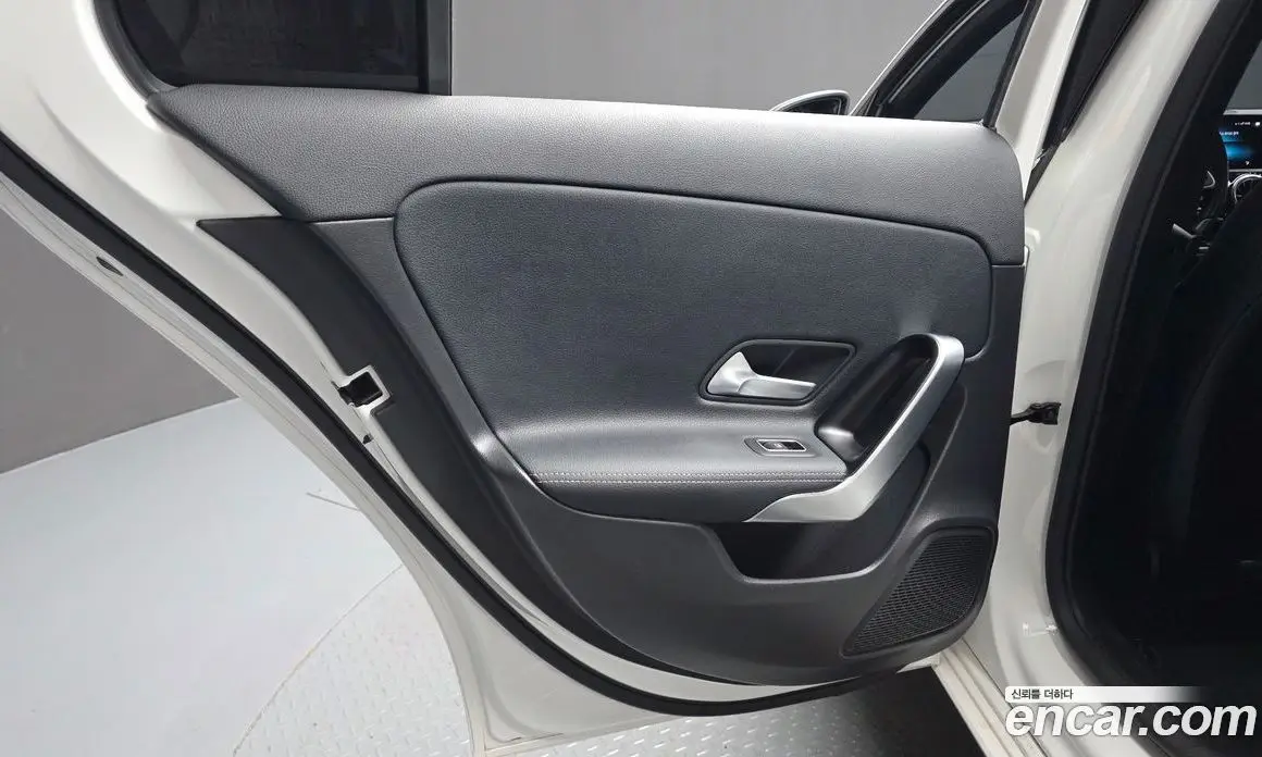 Mercedes-Benz A-Class 2020 2.0 автомат (гидро), фото 15 Mercedes-Benz A-Class 2020 2.0 автомат (гидро), фото 15