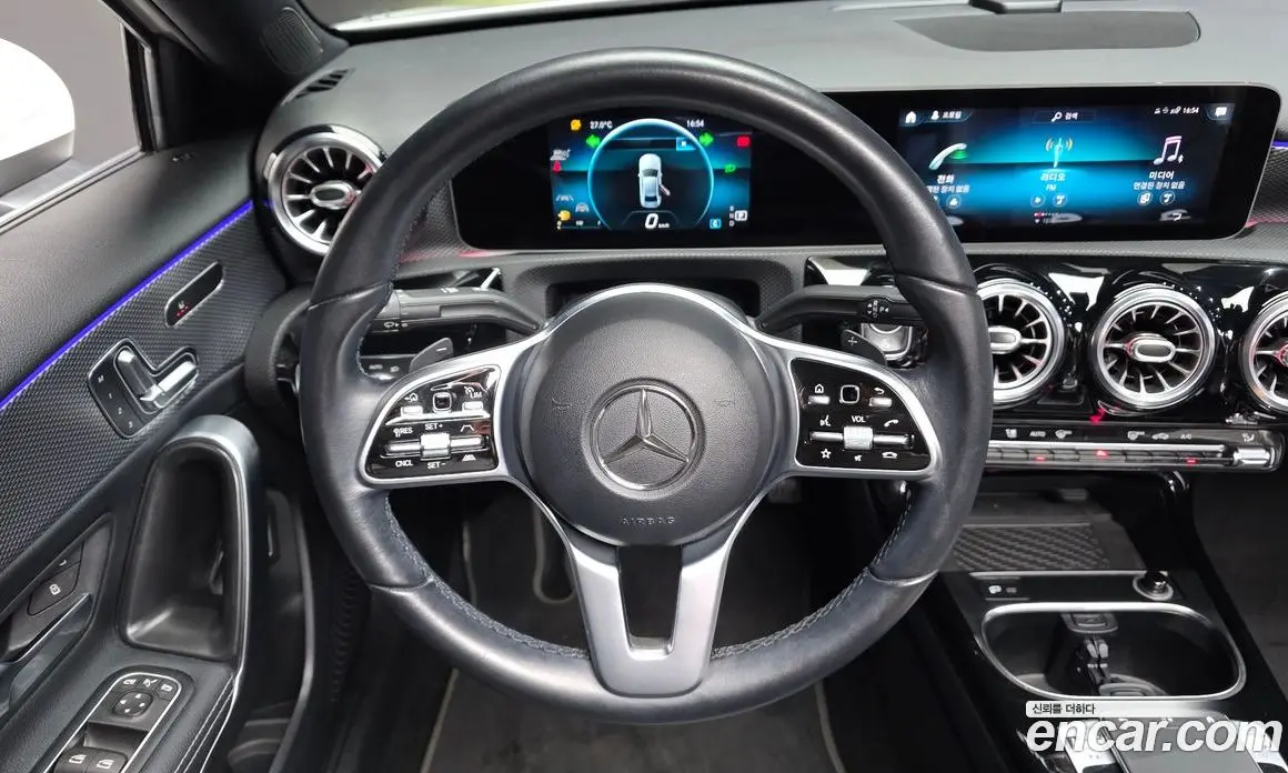 Mercedes-Benz A-Class 2020 2.0 автомат (гидро), фото 20 Mercedes-Benz A-Class 2020 2.0 автомат (гидро), фото 20