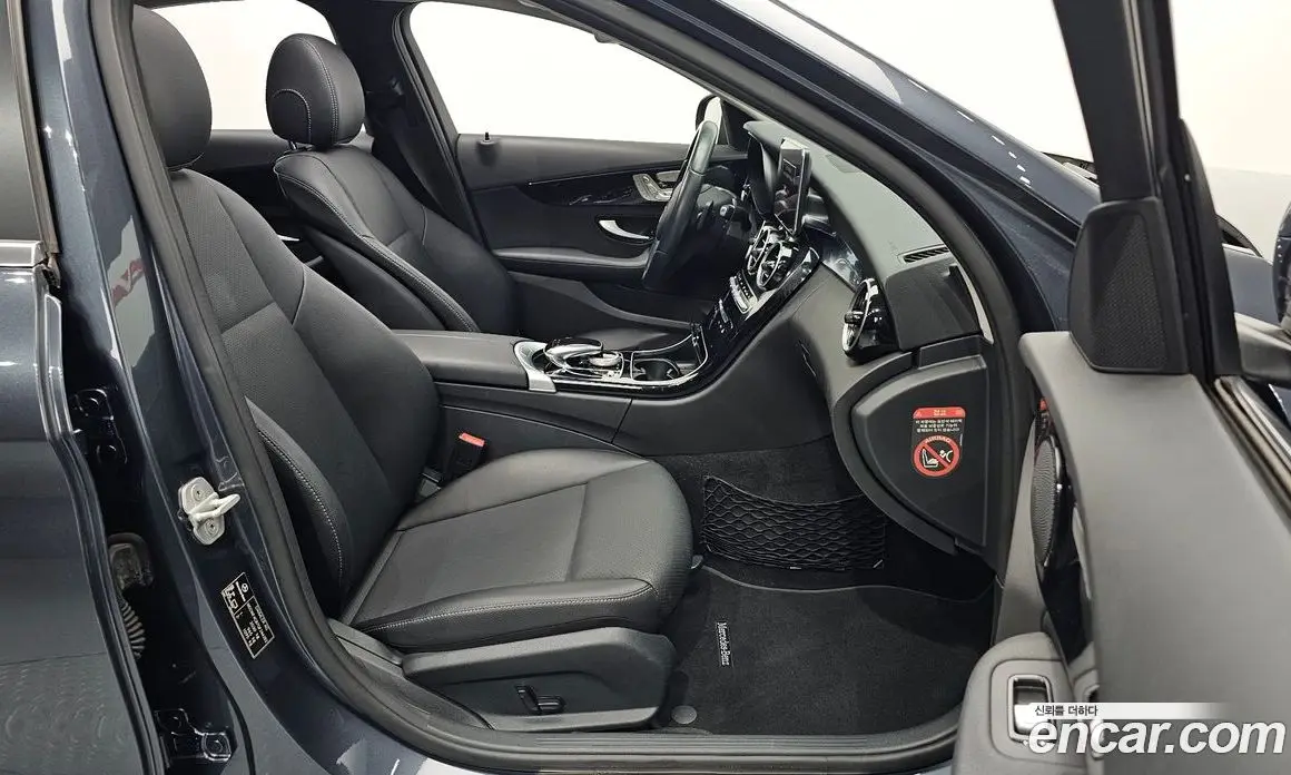 Mercedes-Benz C-Class 2015 2.0 автомат (гидро), фото 15 Mercedes-Benz C-Class 2015 2.0 автомат (гидро), фото 15