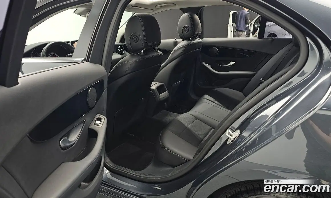 Mercedes-Benz C-Class 2015 2.0 автомат (гидро), фото 17 Mercedes-Benz C-Class 2015 2.0 автомат (гидро), фото 17