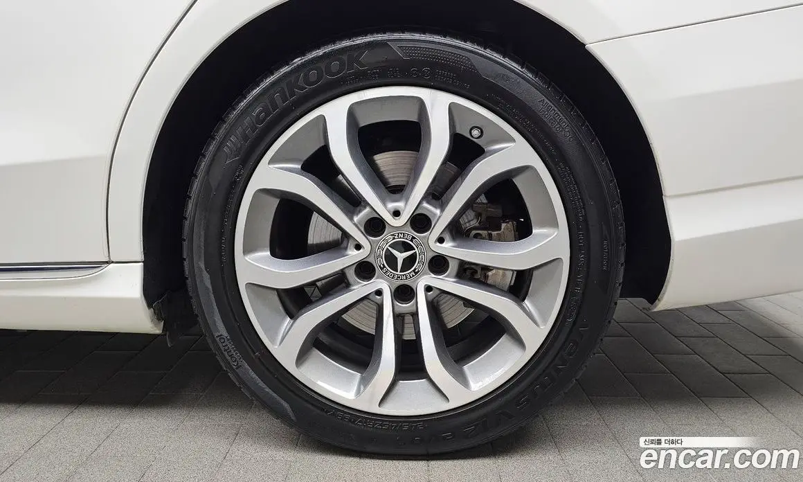 Mercedes-Benz C-Class 2018 2.0 автомат (гидро), фото 6