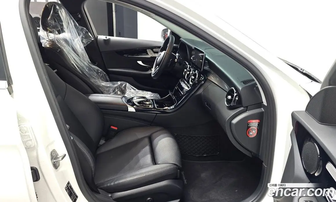 Mercedes-Benz C-Class 2019 2.0 автомат (гидро), фото 16