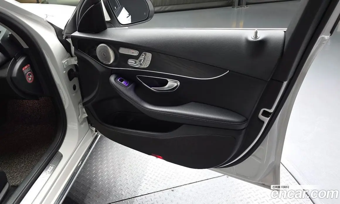 Mercedes-Benz C-Class 2019 1.9 автомат (гидро), фото 14 Mercedes-Benz C-Class 2019 1.9 автомат (гидро), фото 14