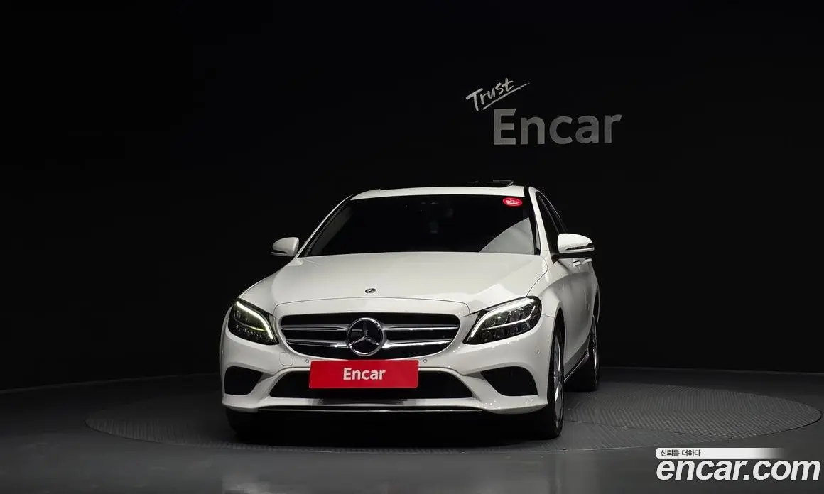 Mercedes-Benz C-Class 2019 1.9 автомат (гидро), фото 3 Mercedes-Benz C-Class 2019 1.9 автомат (гидро), фото 3