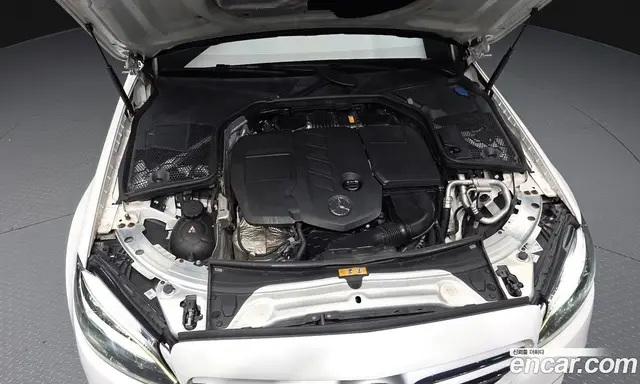 Mercedes-Benz C-Class 2019 1.9 автомат (гидро), миниатюра 6 Mercedes-Benz C-Class 2019 1.9 автомат (гидро), миниатюра 6