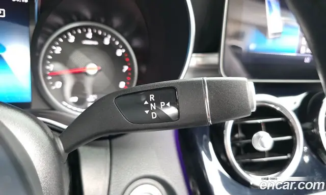 Mercedes-Benz C-Class 2019 2.0 автомат (гидро), миниатюра 12