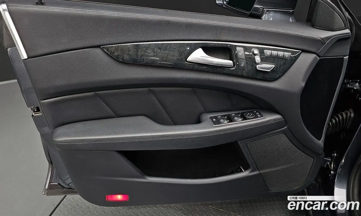 Mercedes-Benz CLS-Class 2015 2.1 автомат (гидро), фото 13