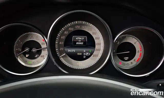 Mercedes-Benz CLS-Class 2015 2.1 автомат (гидро), миниатюра 10