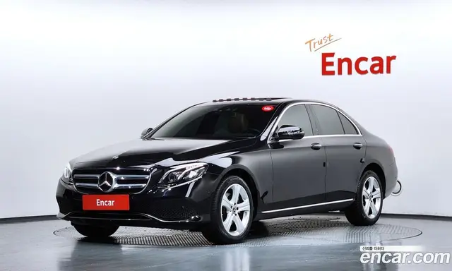 Mercedes-Benz E-Class, 2018, 61 201 км